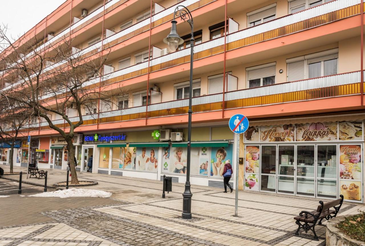Central Home- Pesterzsebet Budapest Exterior foto